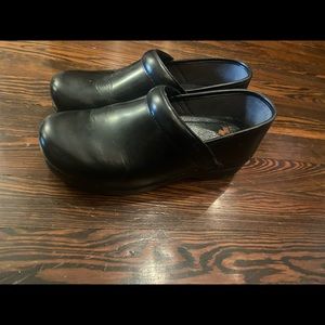 Dansko Women’s Clogs, size 41 / 10.5
